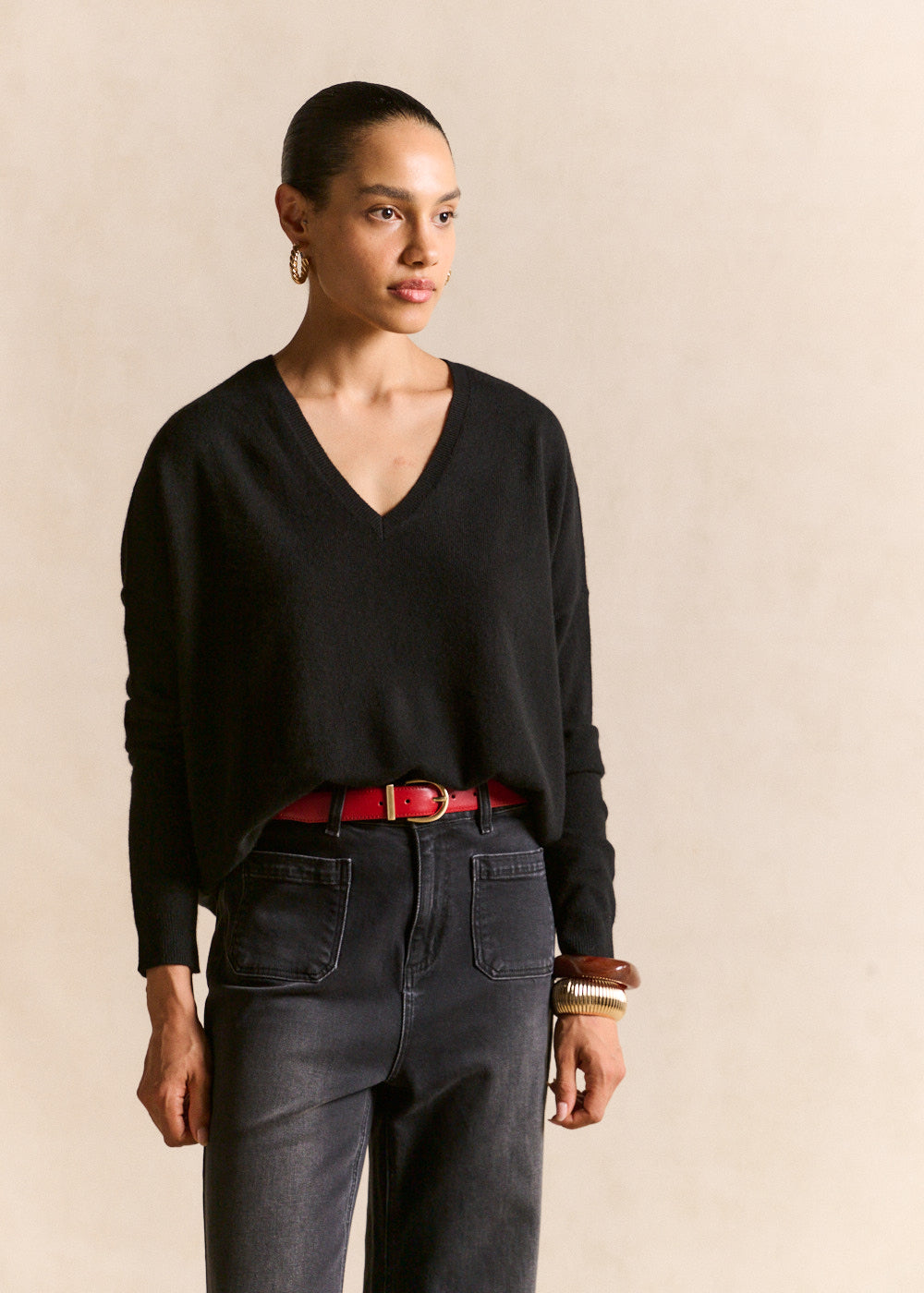 Cashmere V-neck sweater flared fit - Sud Express - 5 - Sud Express