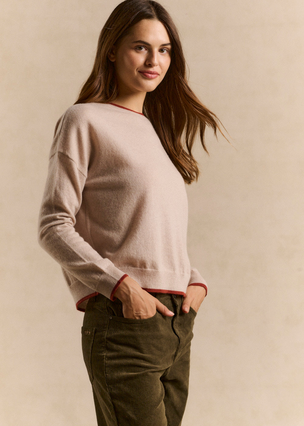 Boat neck cashmere sweater, boxy fit - Sud Express - 2 - Sud Express