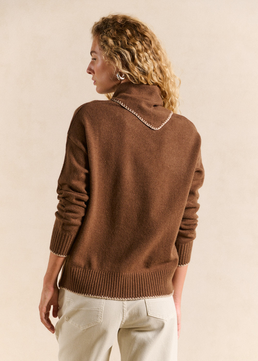 Round-neck jumper with detachable scarf - Sud Express - 3 - Sud Express