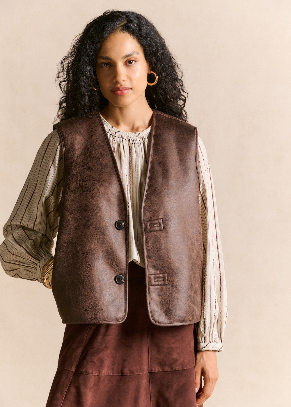 Reversible faux-fur waistcoat - Sud Express - 6 - Sud Express