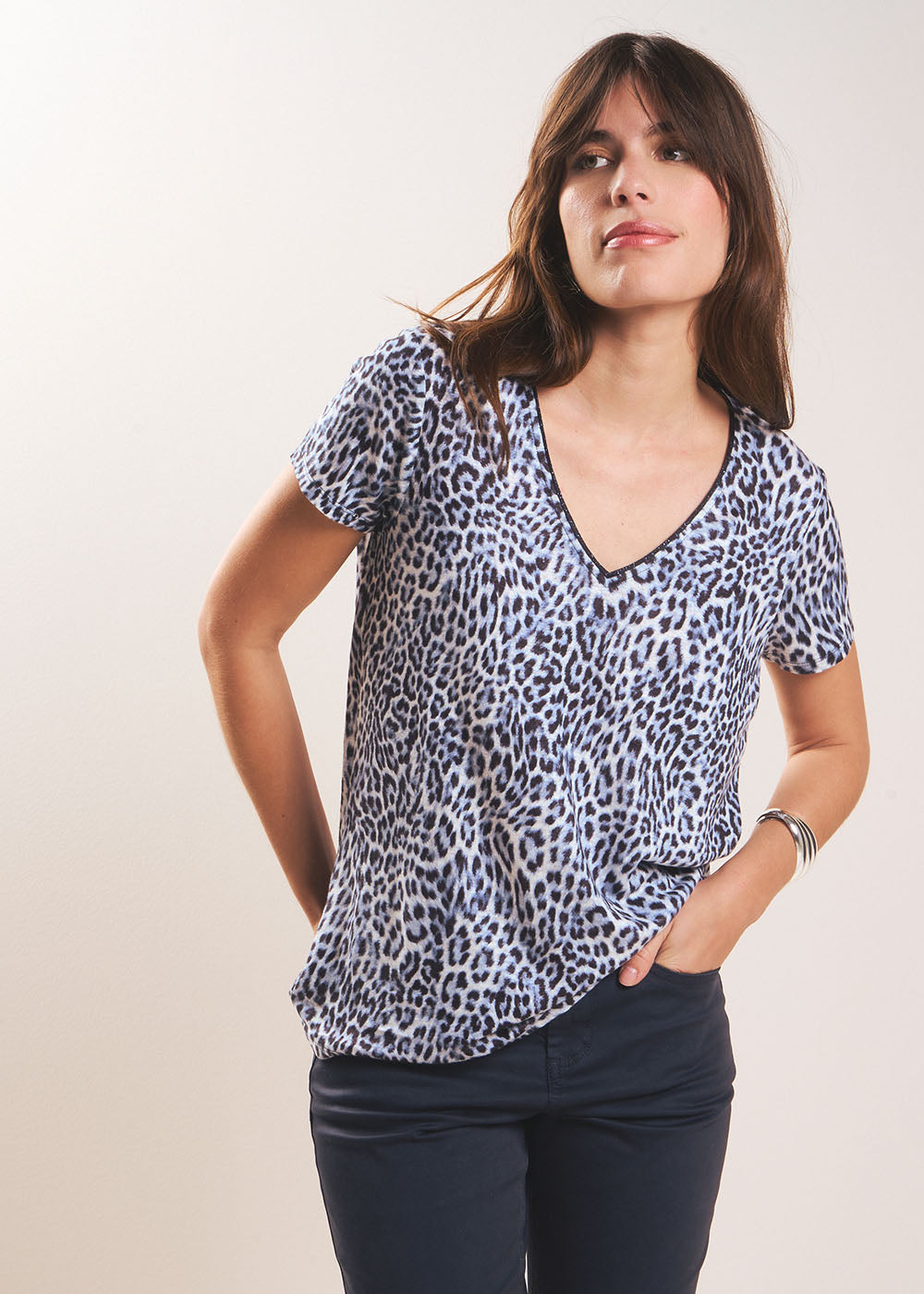 Panther print linen V-neck T-shirt - Sud Express - 5 - Sud Express