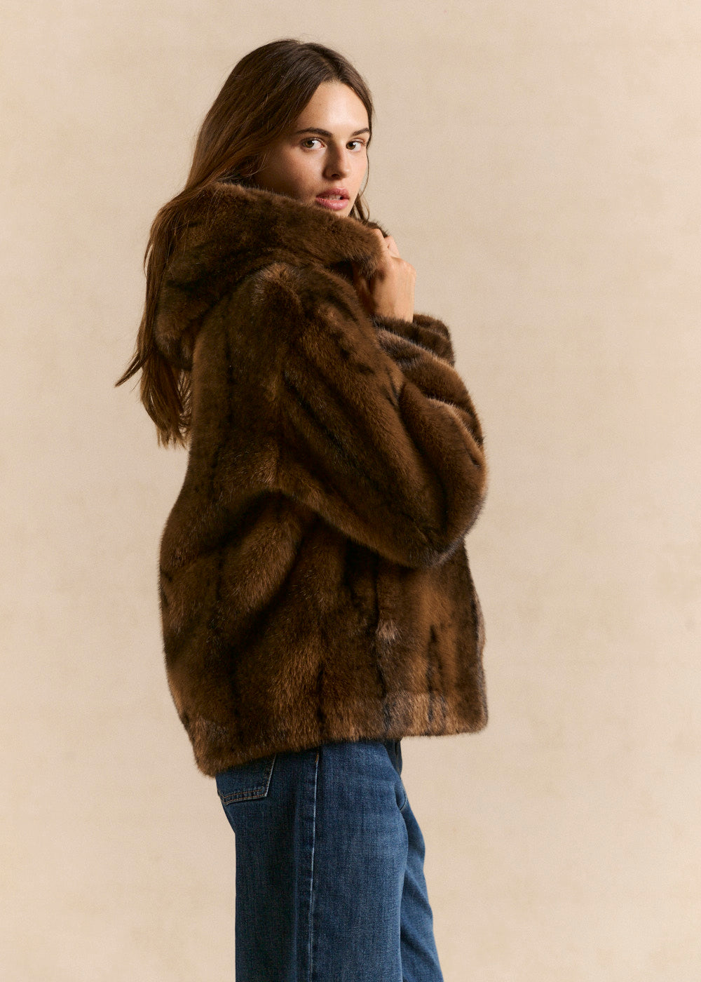 MYE Hooded faux fur coat - 2 - Sud Express - Sud Express