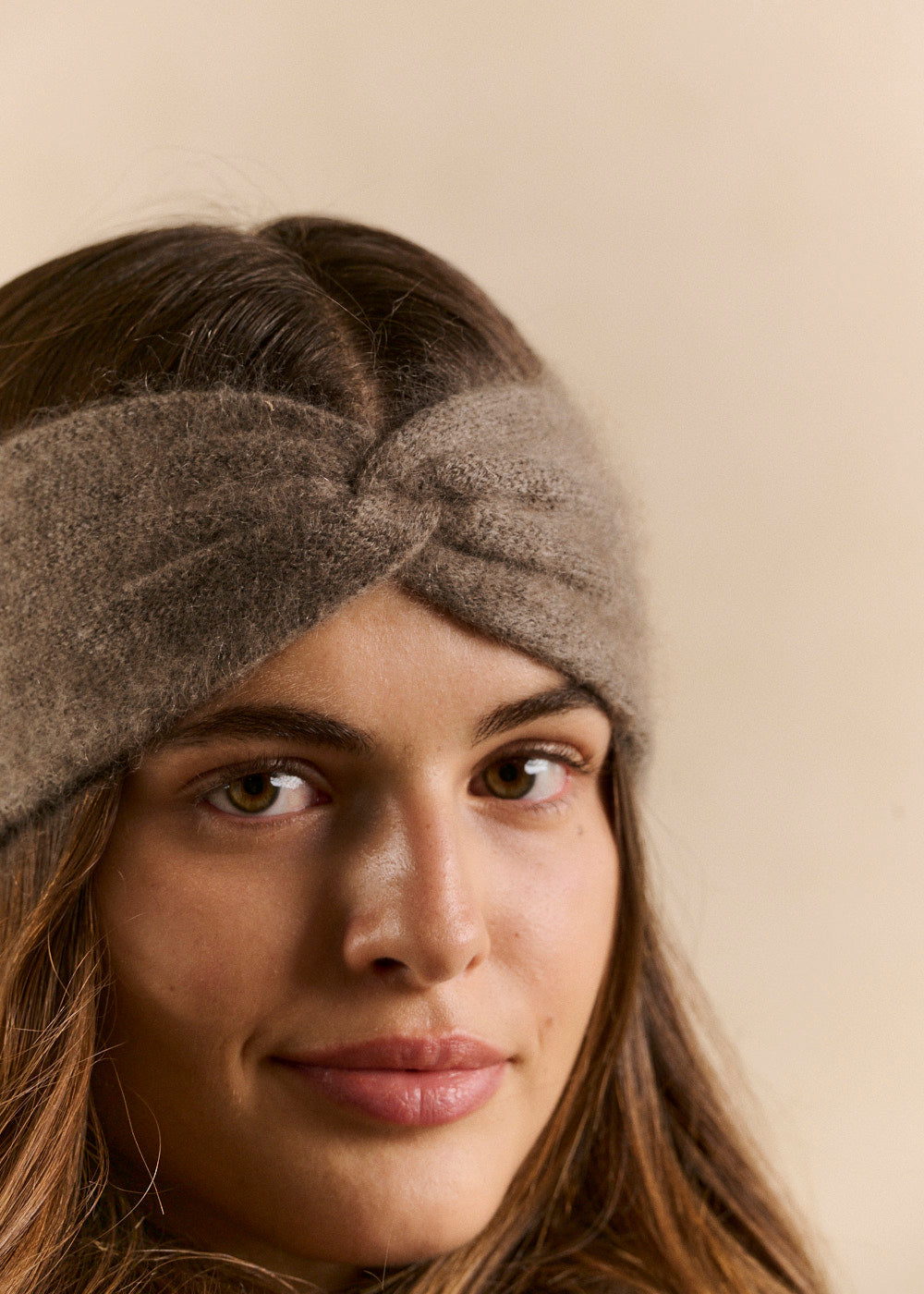 BRUCELY Twisted band in brushed wool and cashmere - 2 - Sud Express - Sud Express