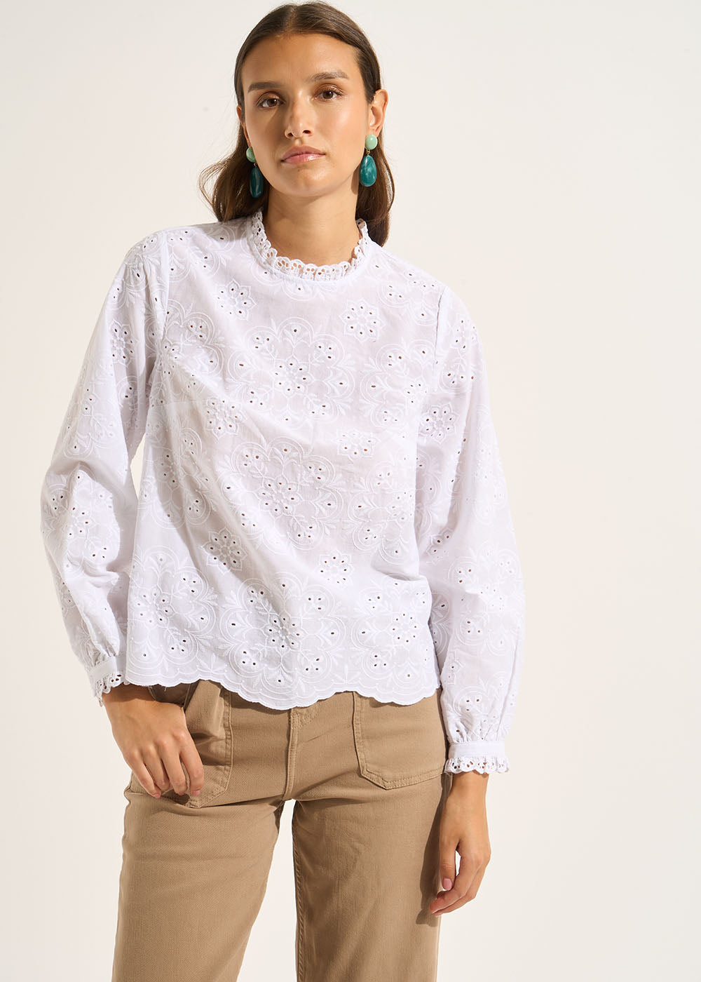 Embroidered high neck blouse - Sud Express - 5 - Sud Express