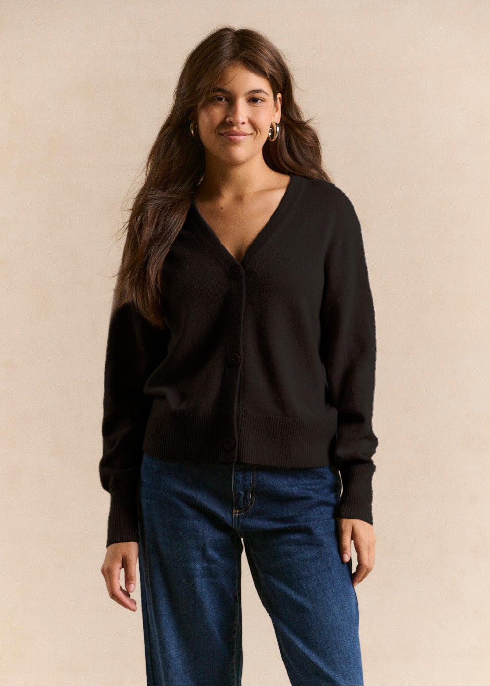GRAMMAXE Short V-neck cashmere cardigan - 1 - Sud Express - Sud Express