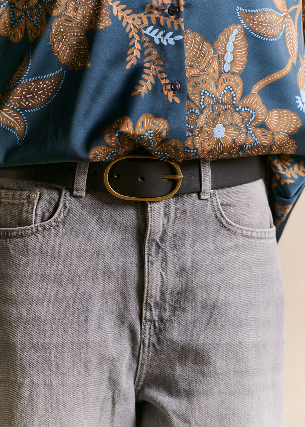 CHRISTINA Leather belt gold oval buckle - 2 - Sud Express - Sud Express