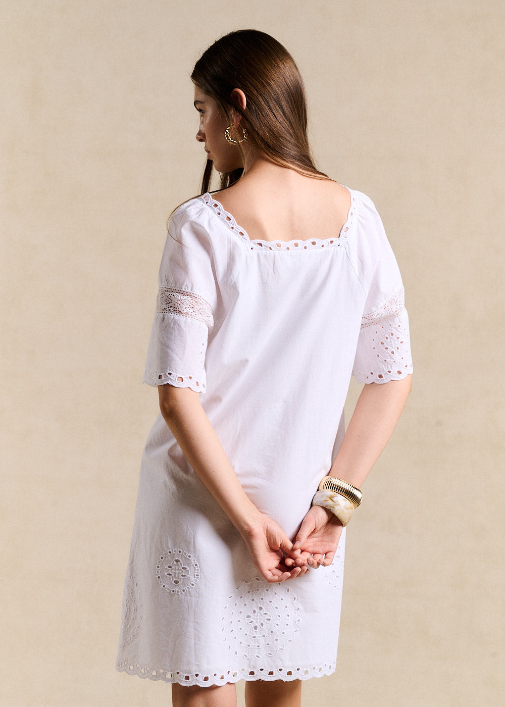Short dress with a square neckline - Sud Express - 3 - Sud Express
