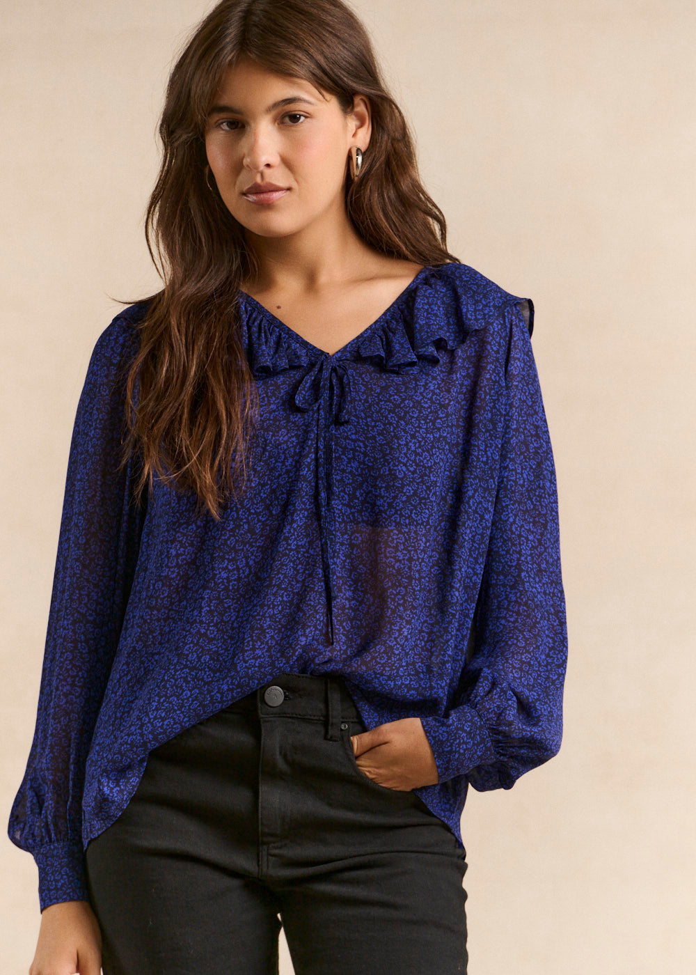 Floral printed top with ruffled collar - Sud Express - 5 - Sud Express