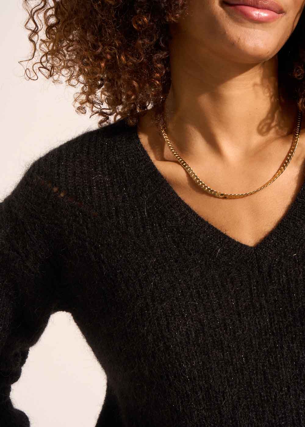 V-neck sweater with 3/4-length sleeves - Sud Express - 2 - Sud Express