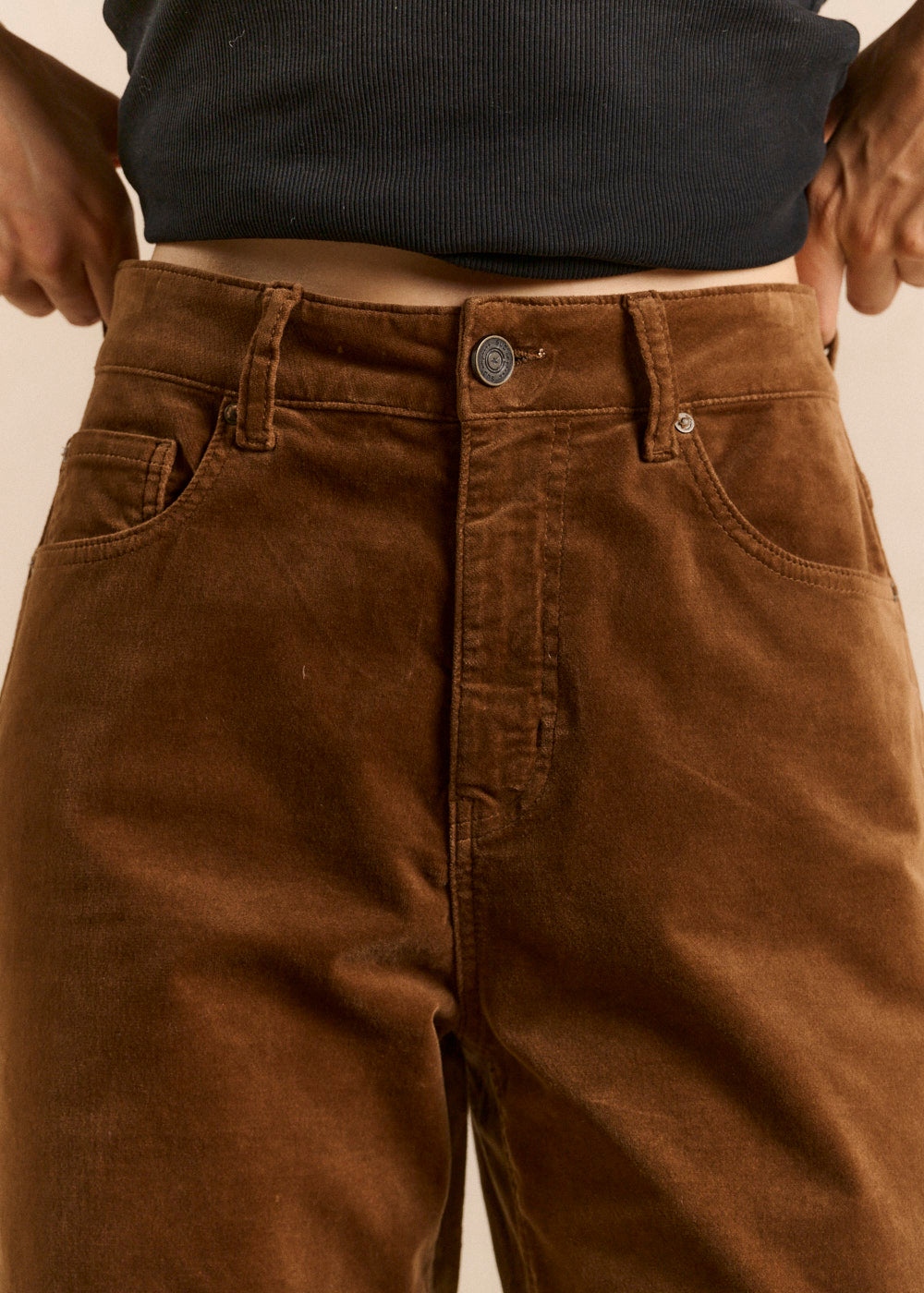 High-waisted straight corduroy pants - Sud Express - 5 - Sud Express