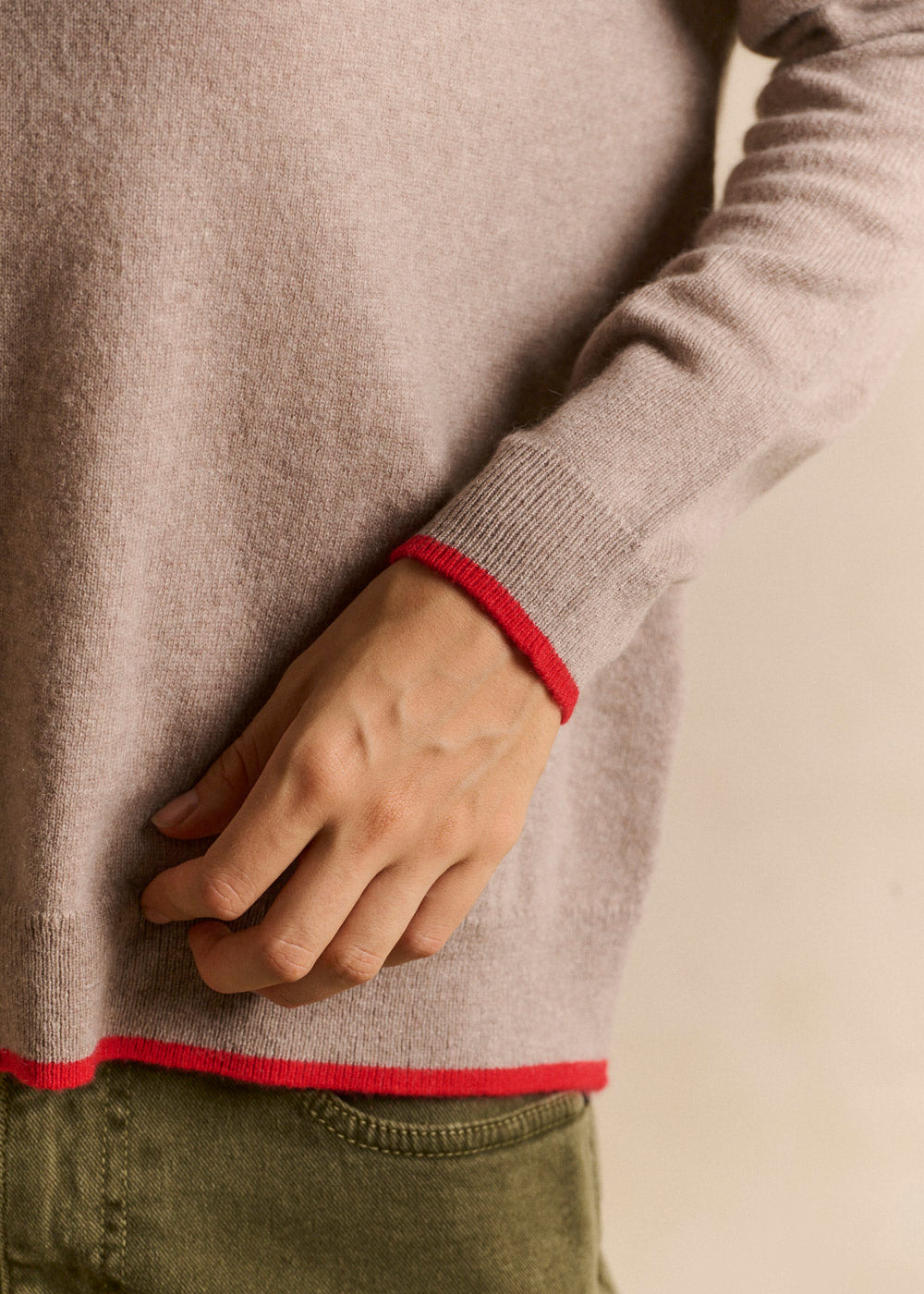V-neck cashmere jumper - Sud Express - 4 - Sud Express