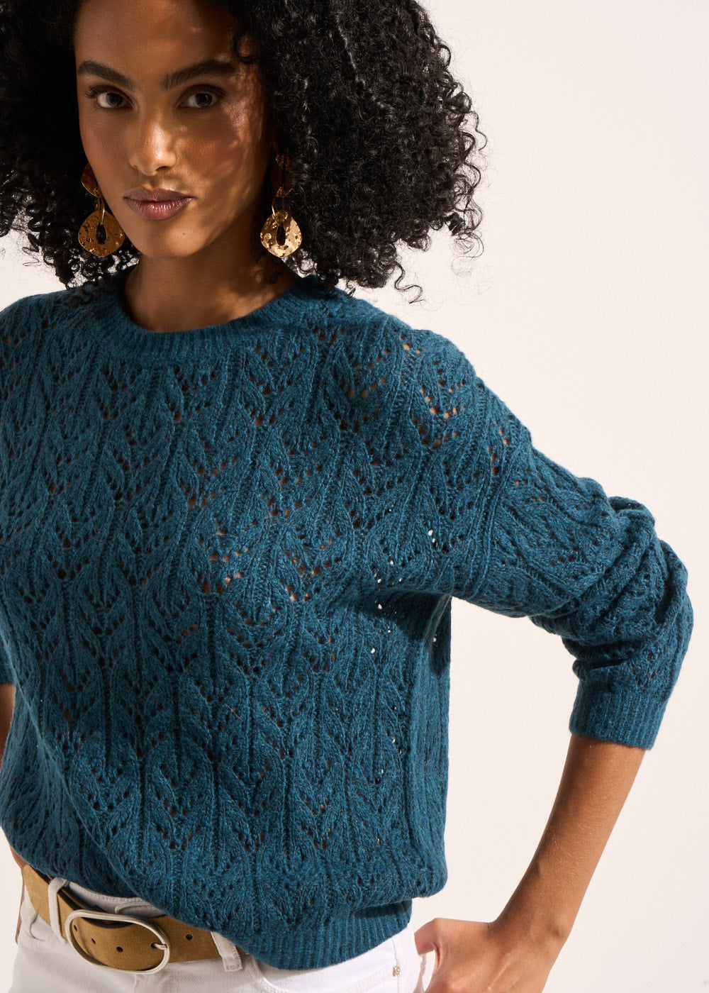 Round-neck jumper with openwork lace stitching - Sud Express - 4 - Sud Express