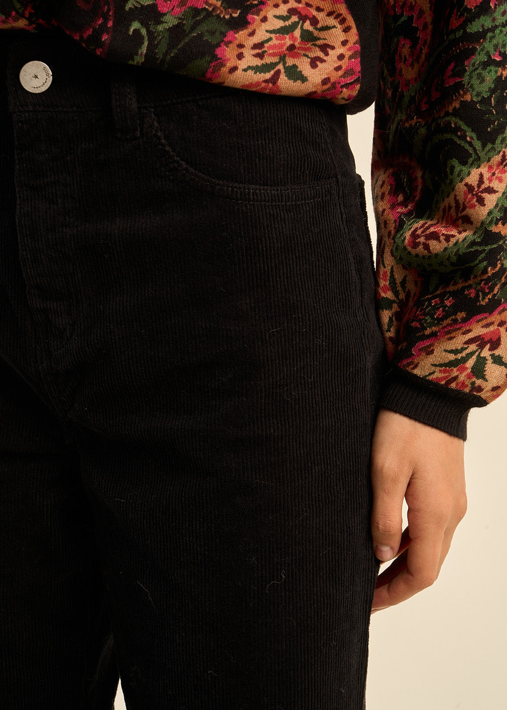 Straight-cut velvet pants - Sud Express - 2 - Sud Express