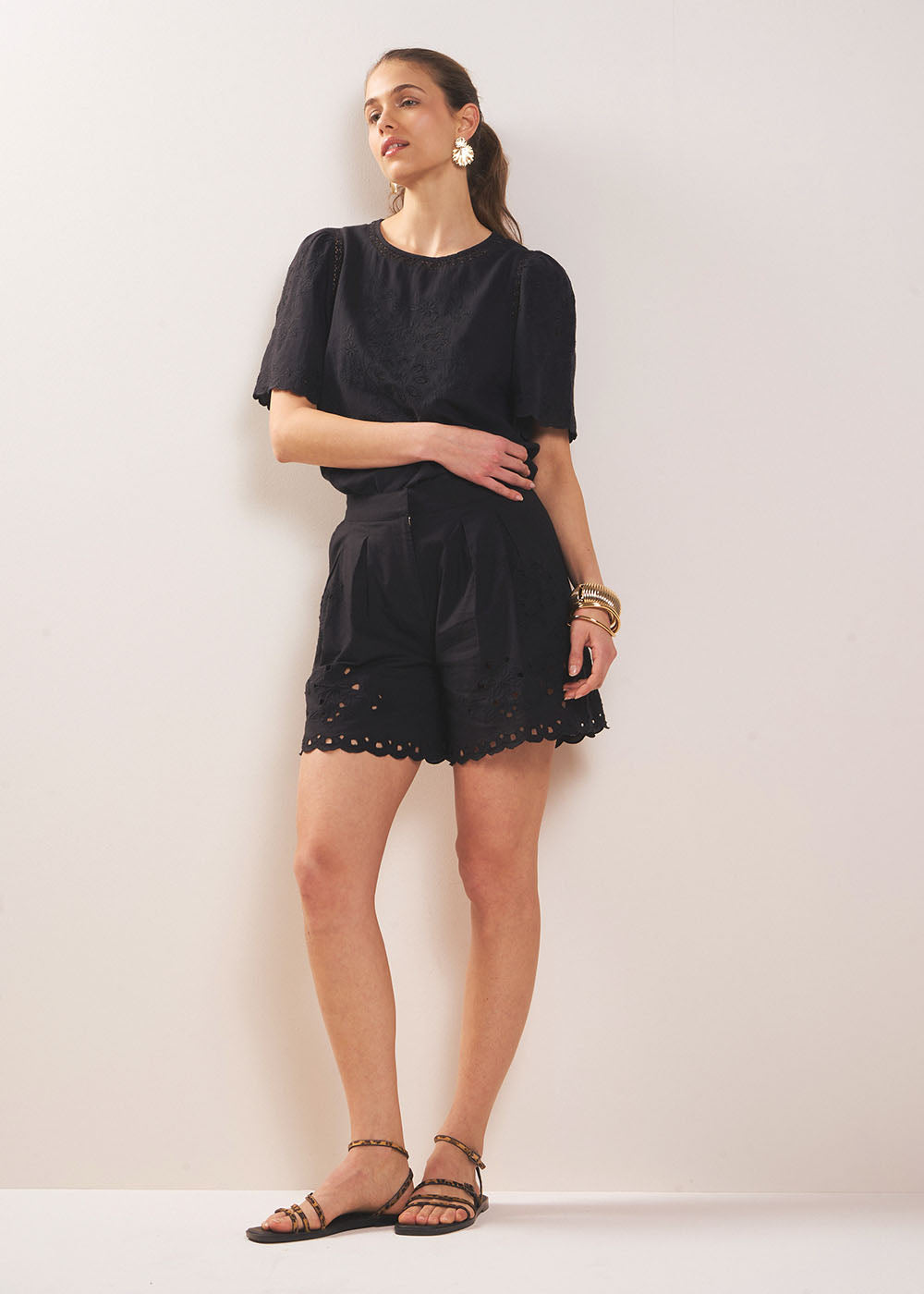 Embroidered Shorts - Sud Express - 5 - Sud Express