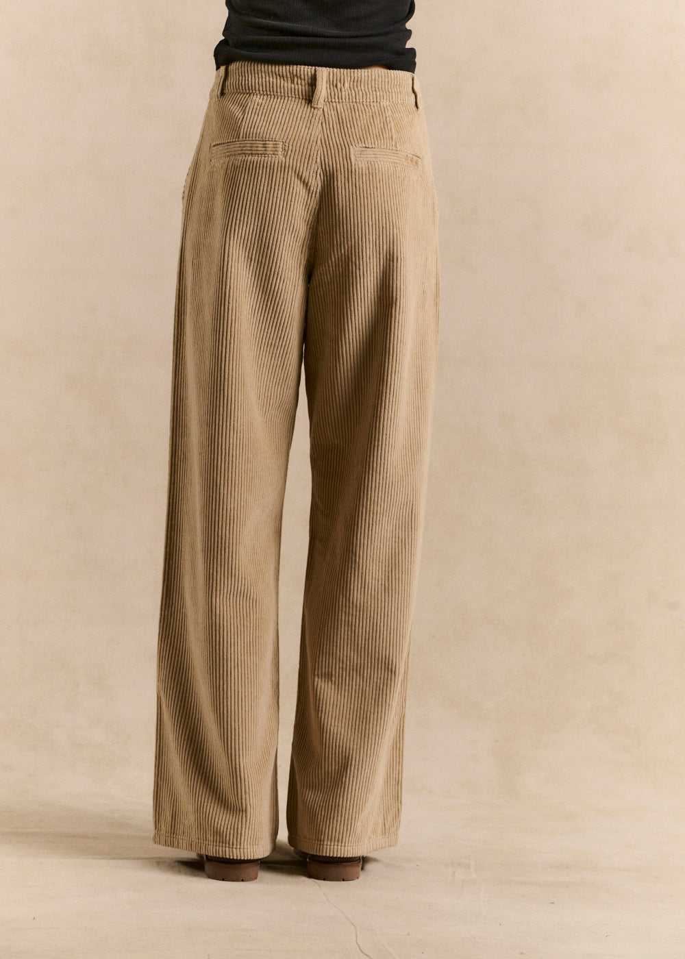 POMMI Pantalon large en velours de coton taille haute - 3 - Sud Express - Sud Express