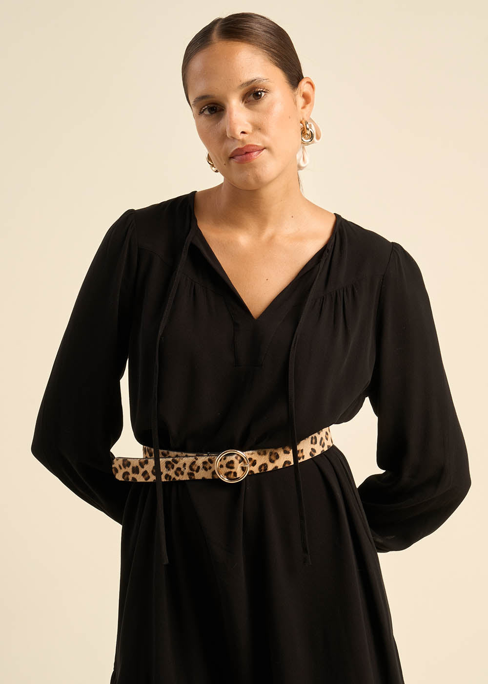 Short dress with long sleeves - Sud Express - 4 - Sud Express