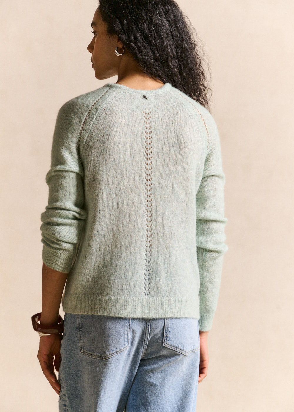 V-neck jumper with openwork detailing - Sud Express - 3 - Sud Express
