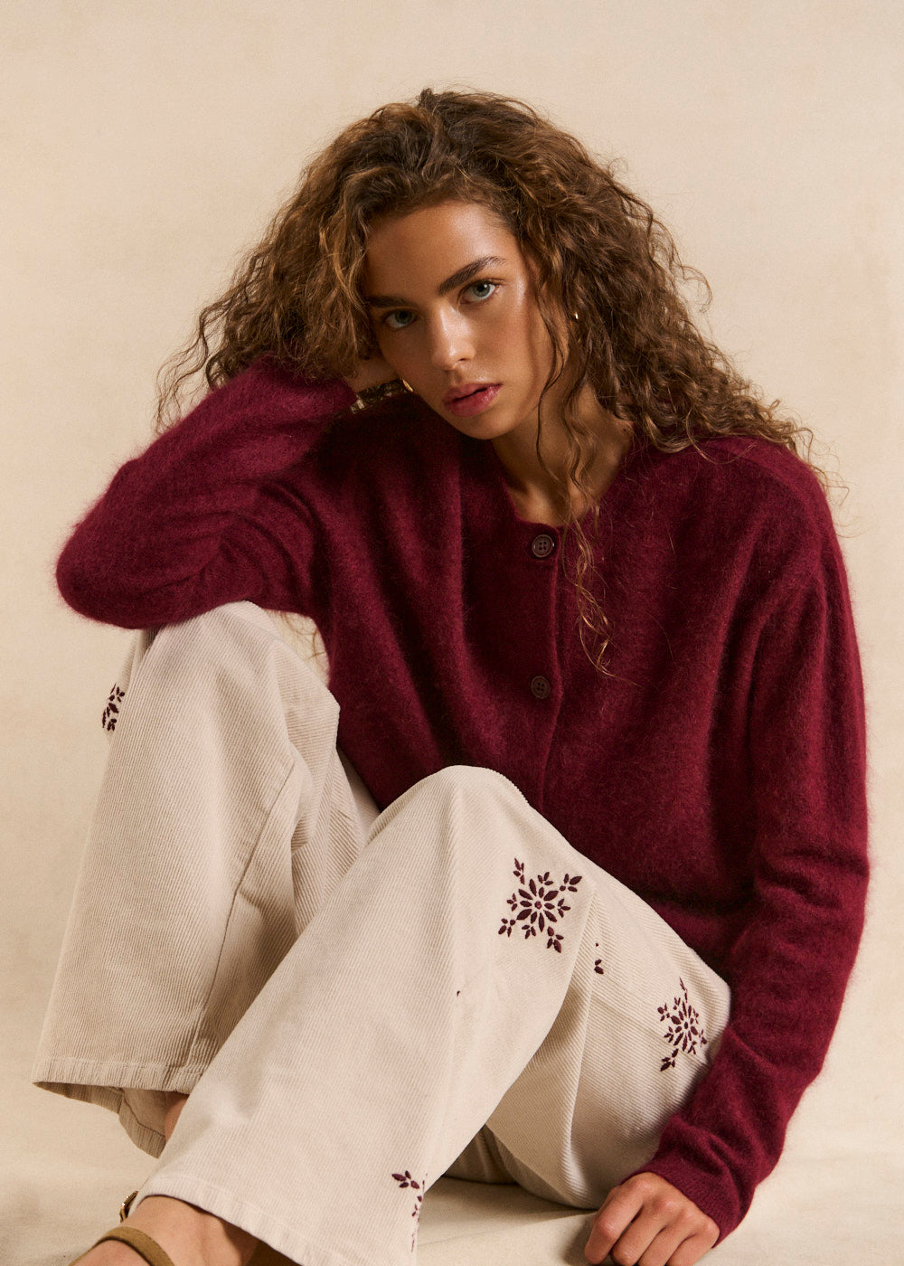 Loose round-neck vest in brushed wool and cashmere - Sud Express - 5 - Sud Express