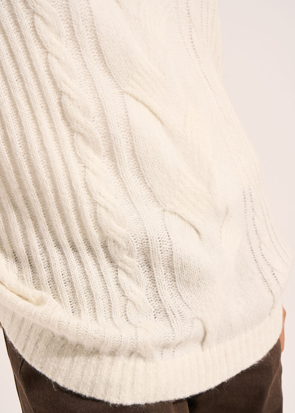 Sleeveless turtleneck sweater - Sud Express - 4 - Sud Express