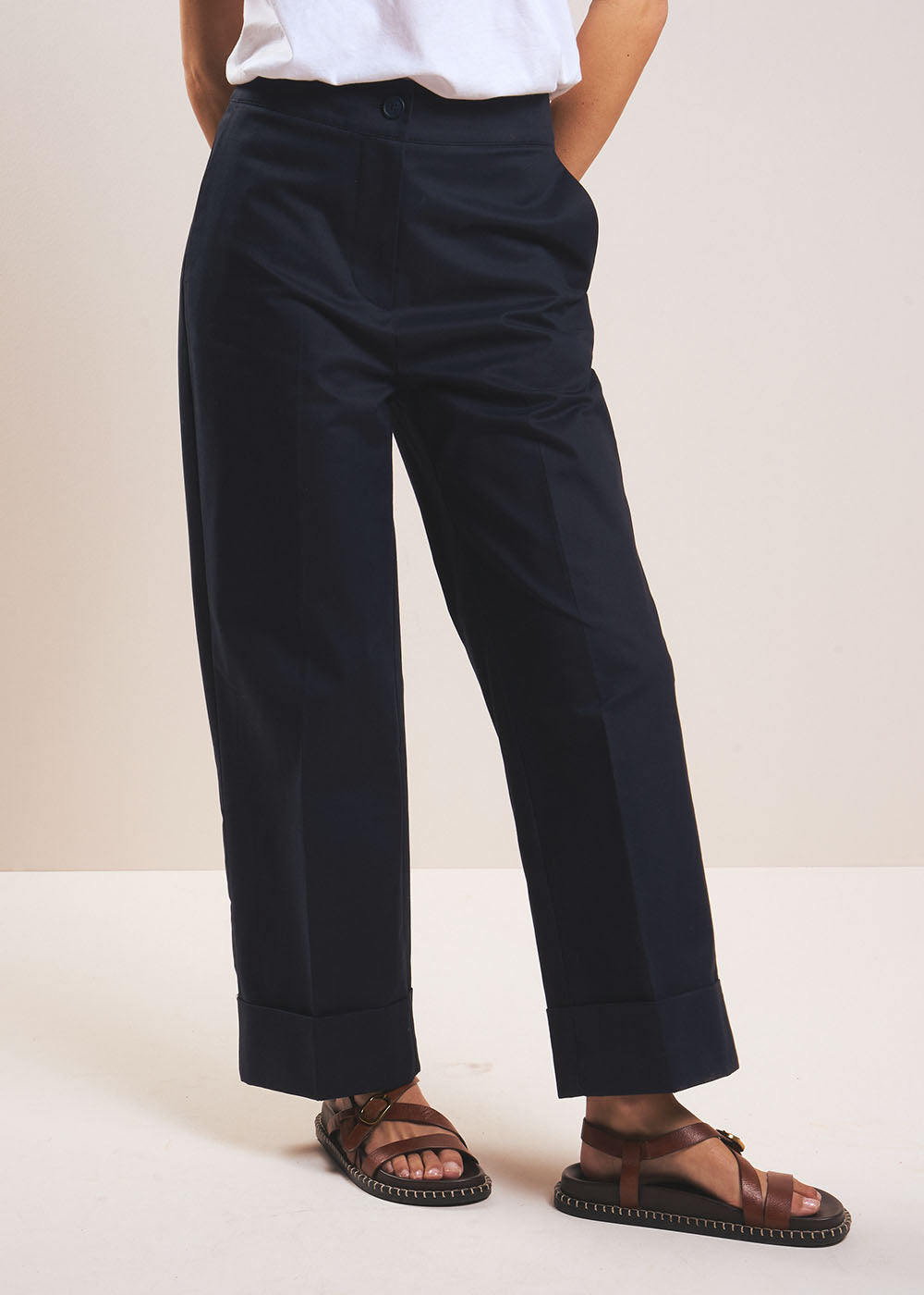 High-waisted straight-leg trousers - Sud Express - 5 - Sud Express