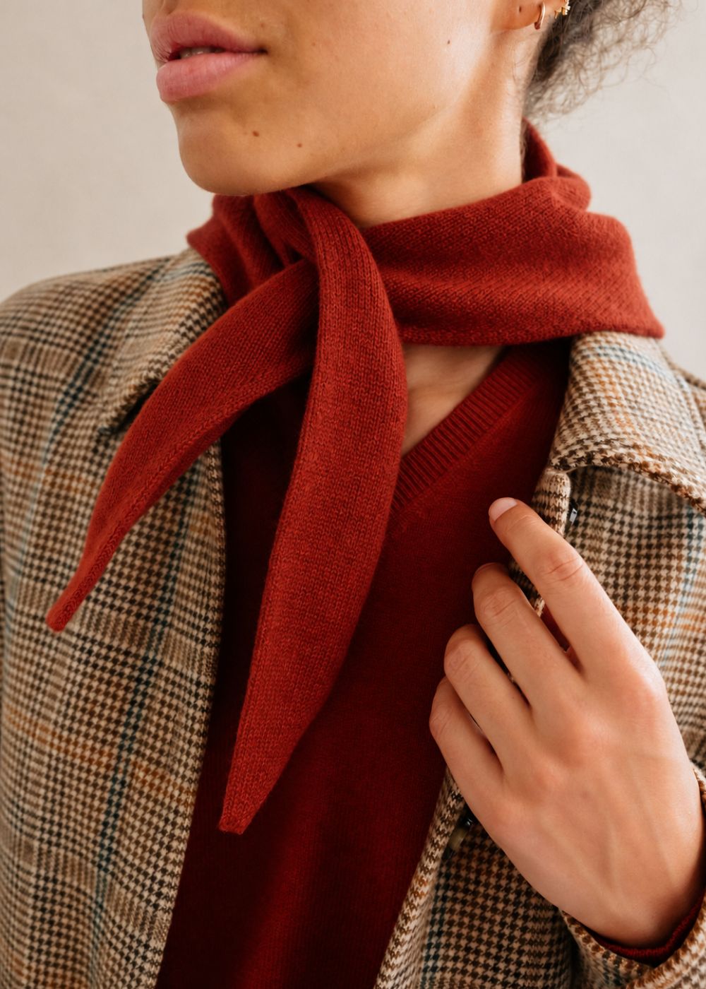 ELIXANE Cashmere triangle scarf - 2 - Sud Express - Sud Express