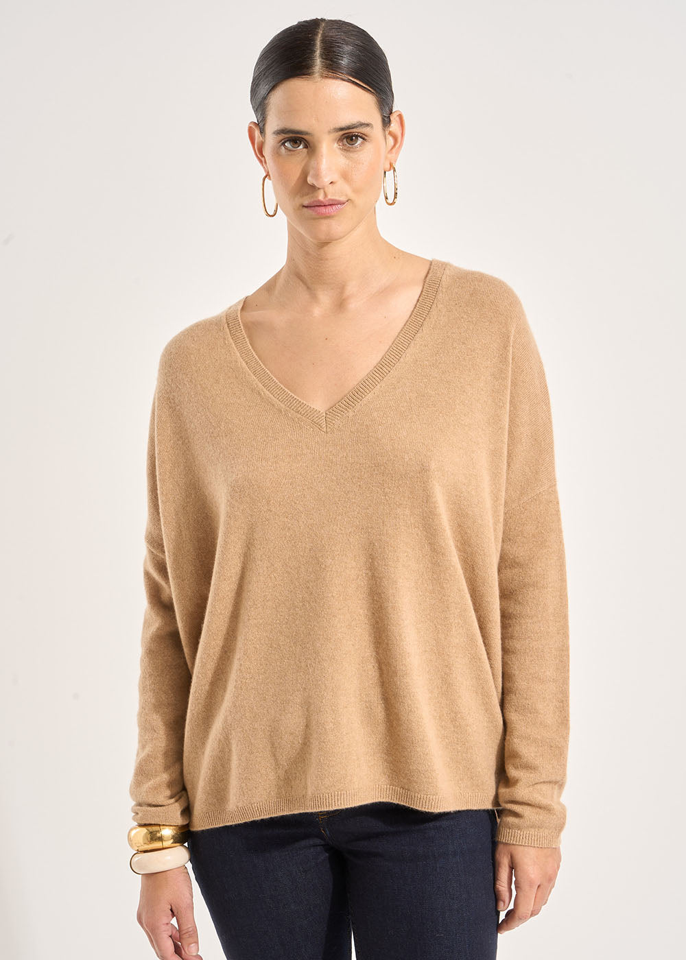 Cashmere V-neck sweater with long sleeves - Sud Express - 5 - Sud Express