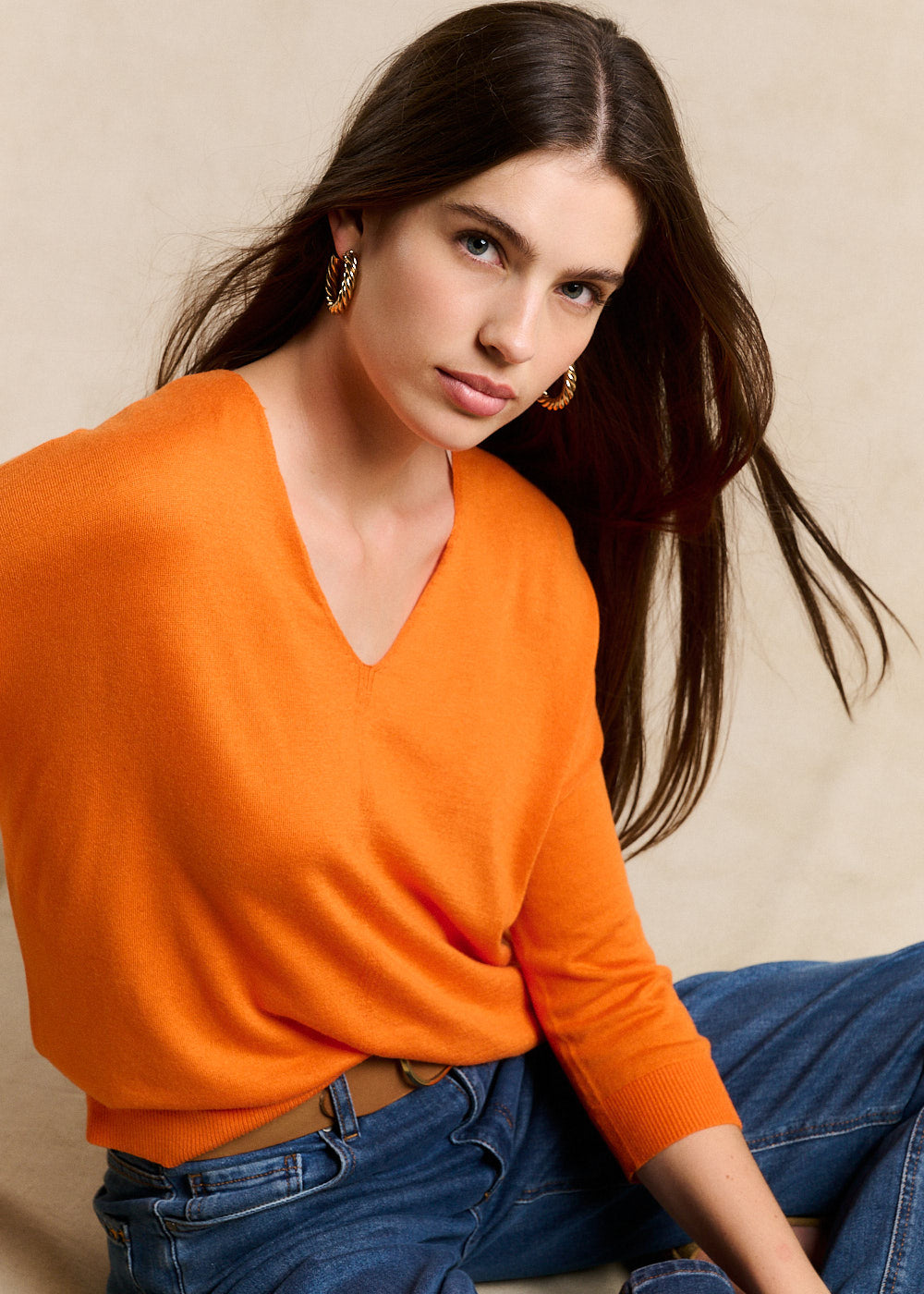 Oversized V-neck jumper with mid-length sleeves - Sud Express - 4 - Sud Express