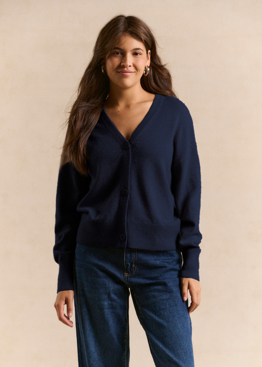 GRAMMAXE Short V-neck cashmere cardigan - 1 - Sud Express - Sud Express