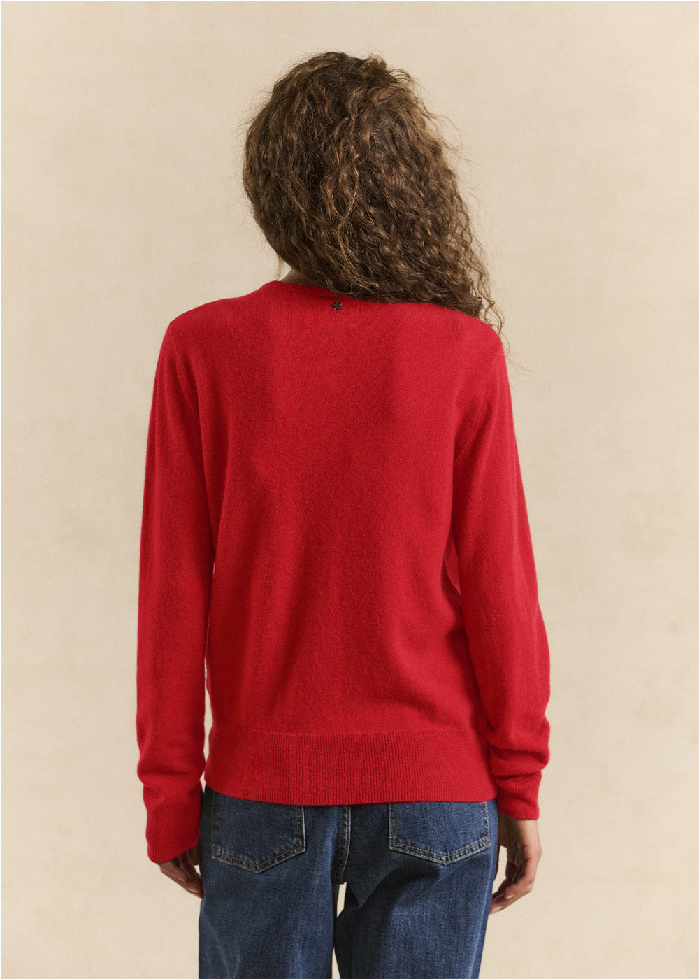 Buttoned cashmere cardigan, straight cut - Sud Express - 3 - Sud Express