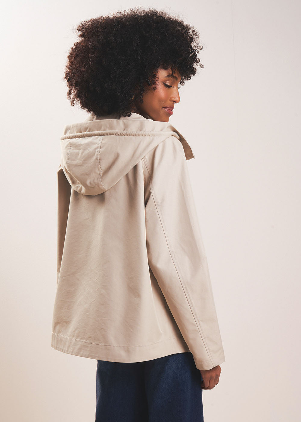 Short water-repellent jacket with hood - Sud Express - 3 - Sud Express