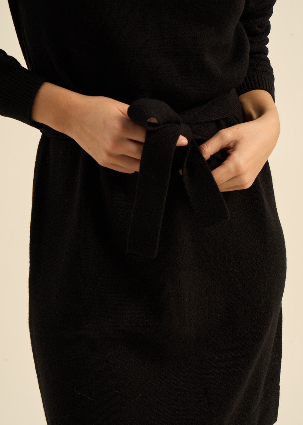 Ribbed knit dress with a turtleneck - Sud Express - 4 - Sud Express