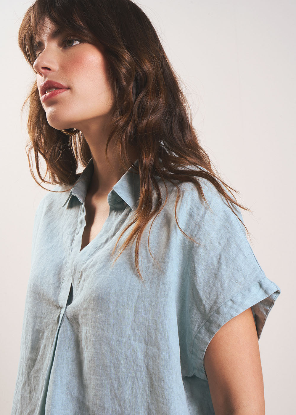 Linen Blouse with V Neck - Sud Express - 5 - Sud Express