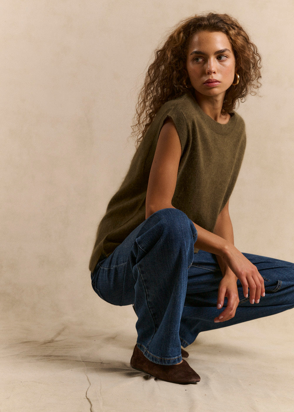 Loose sleeveless sweater in wool and cashmere - Sud Express - 5 - Sud Express