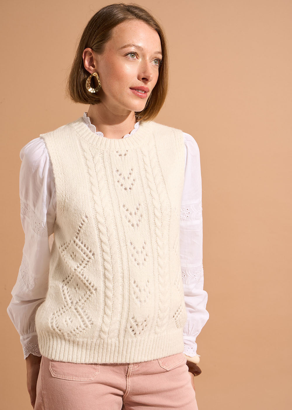 Sleeveless jumper with round neck and dot pattern - Sud Express - 1 - Sud Express