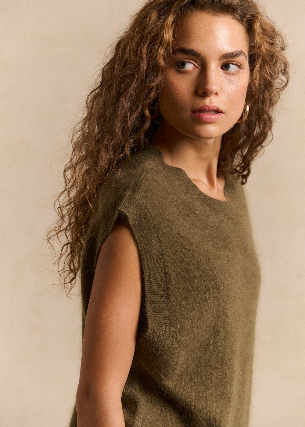 Loose sleeveless sweater in wool and cashmere - Sud Express - 2 - Sud Express