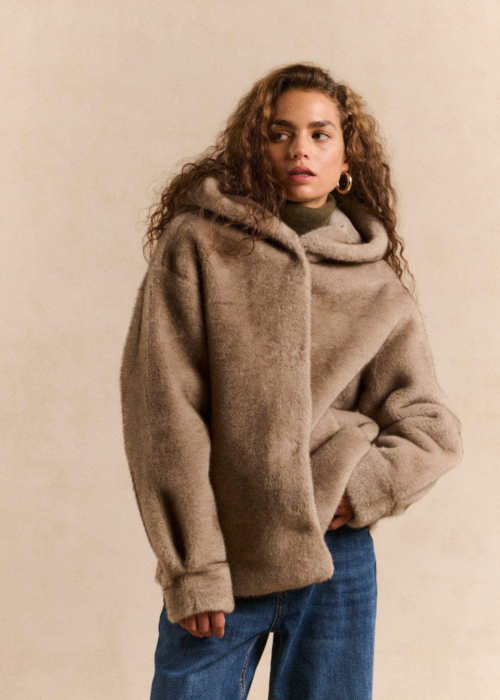 MICHALYNA Mid-length faux fur coat with hood - 1 - Sud Express - Sud Express
