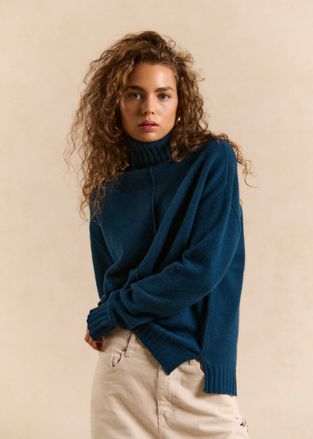 Loose turtleneck wool sweater - Sud Express - 5 - Sud Express