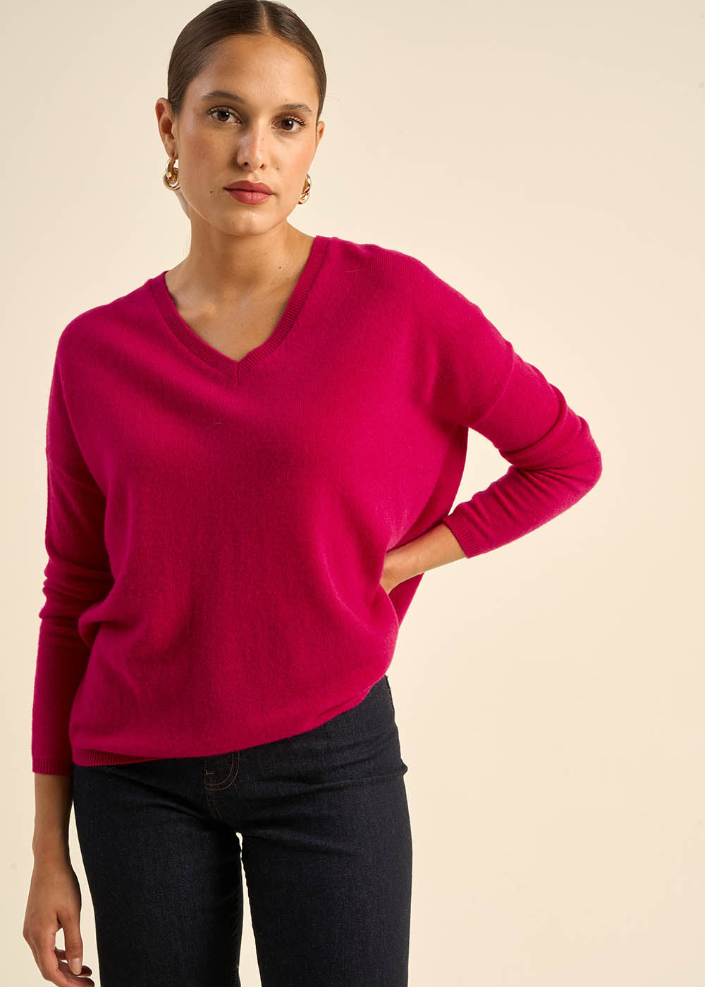 Cashmere V-neck sweater with long sleeves - Sud Express - 5 - Sud Express