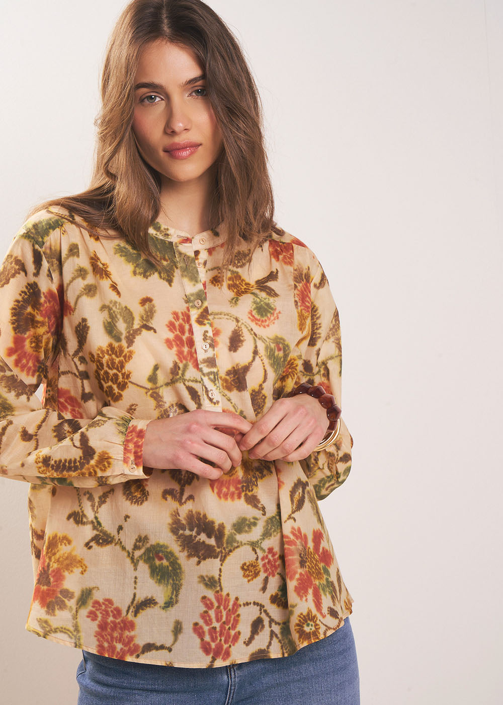 Floral print round-neck blouse - Sud Express - 5 - Sud Express