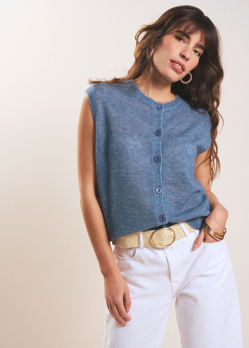 Sleeveless cardigan with round neck - Sud Express - 4 - Sud Express