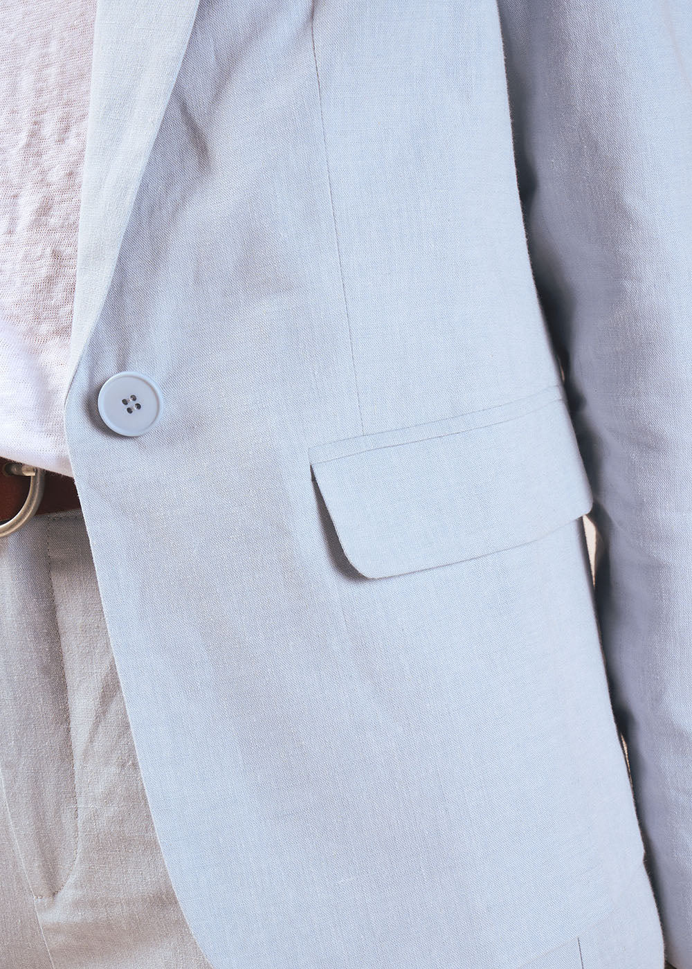 Short tailored jacket in natural fibres - Sud Express - 2 - Sud Express