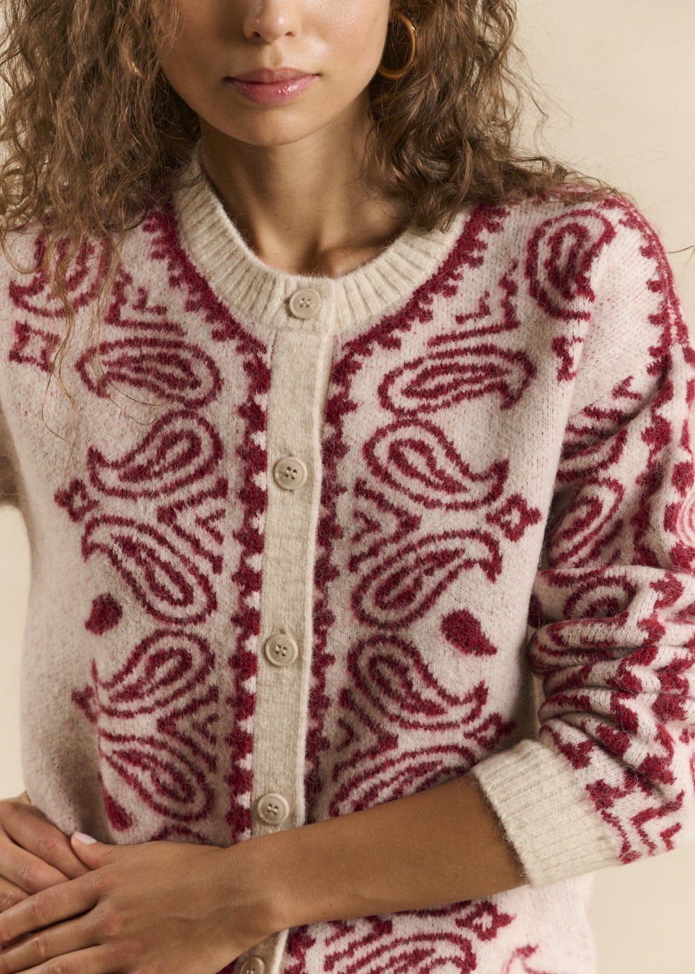 GUSHMY Bandana-pattern jacquard knit cardigan - 2 - Sud Express - Sud Express