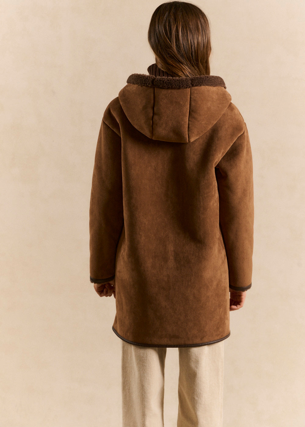 Manteau ample en peau lainée à capuche - Sud Express - 3 - Sud Express