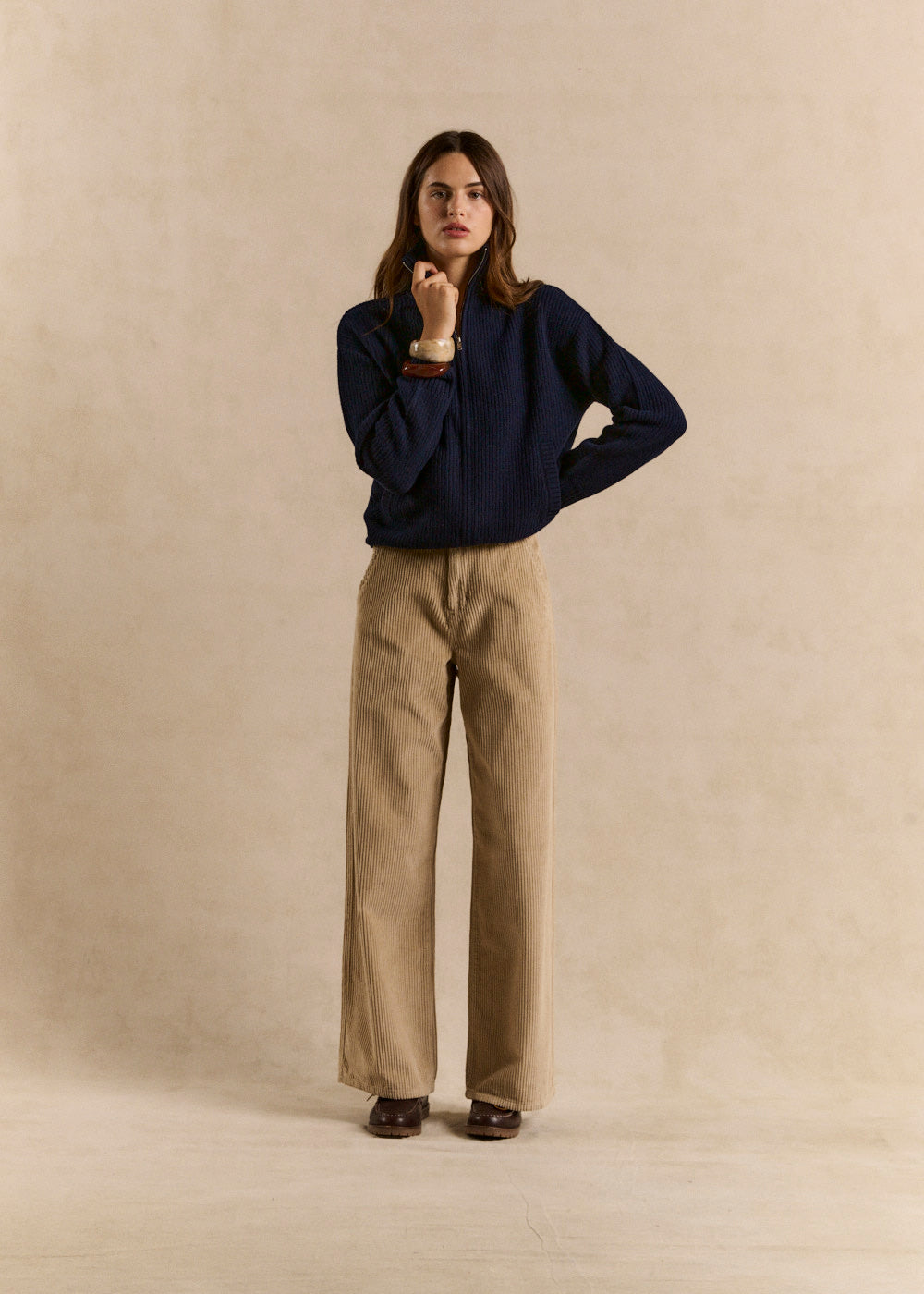 POMMI Pantalon large en velours de coton taille haute - 1 - Sud Express - Sud Express