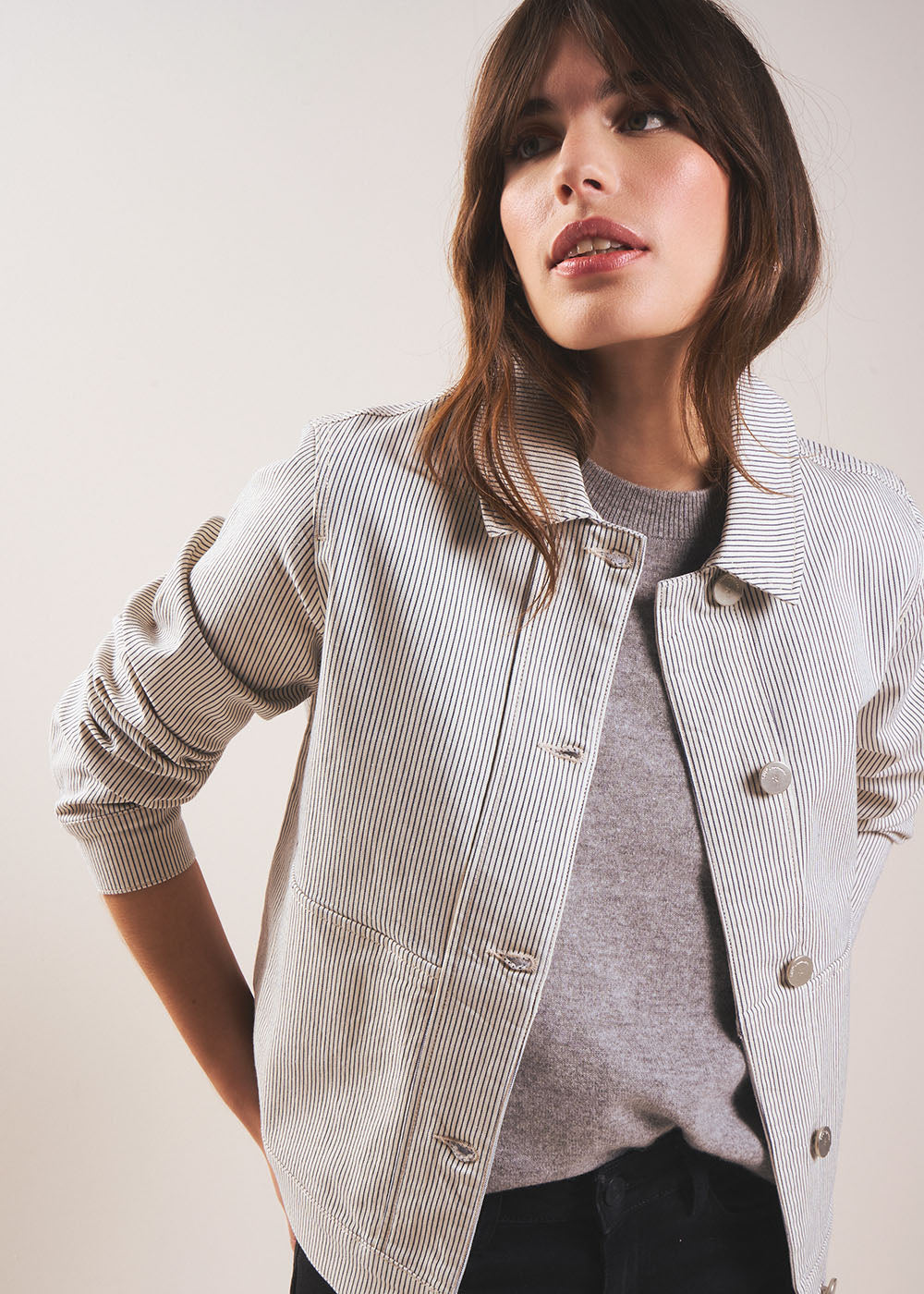 Boxy striped jacket with shirt collar - Sud Express - 5 - Sud Express