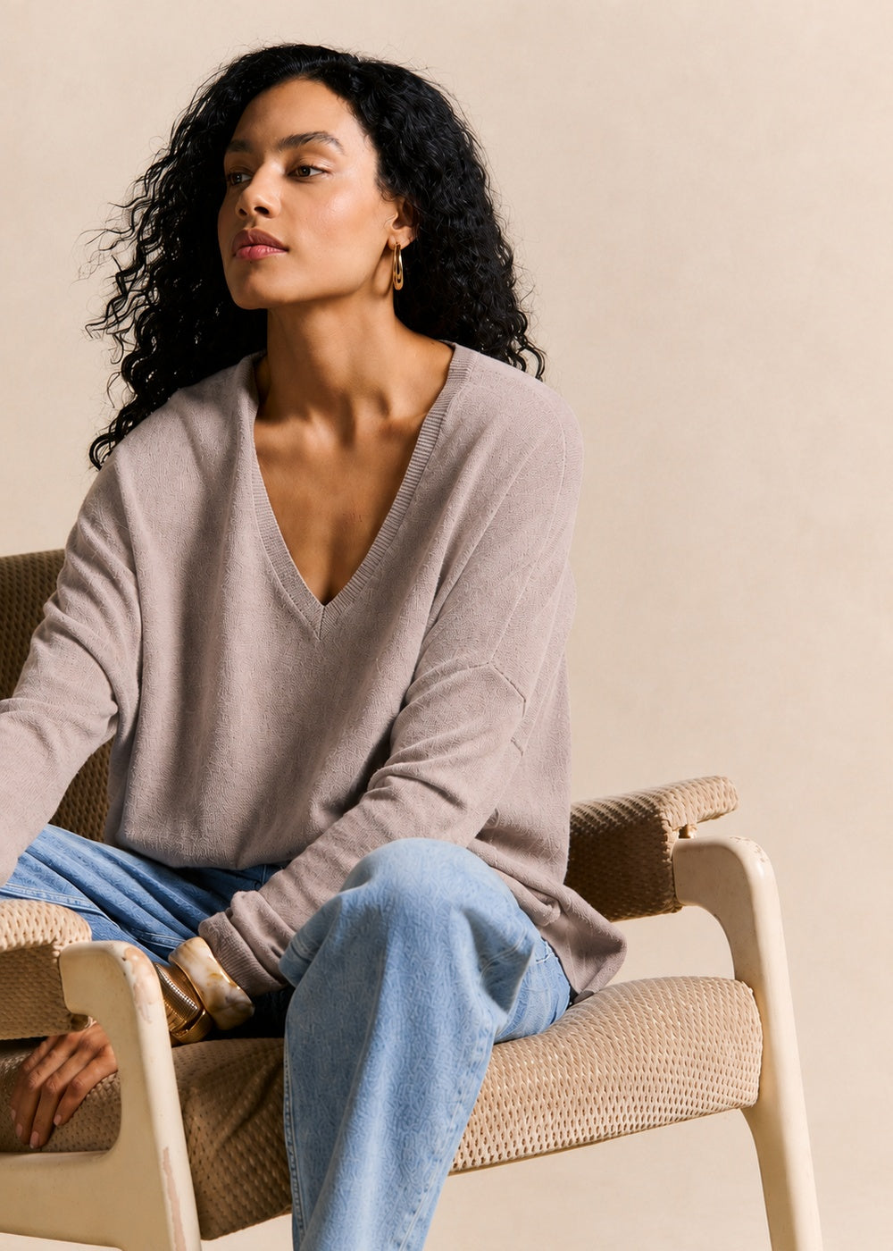 Cashmere V-neck sweater flared fit - Sud Express - 1 - Sud Express