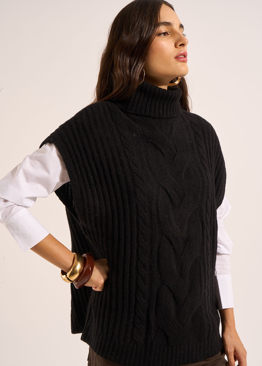 Sleeveless turtleneck sweater - Sud Express - 5 - Sud Express