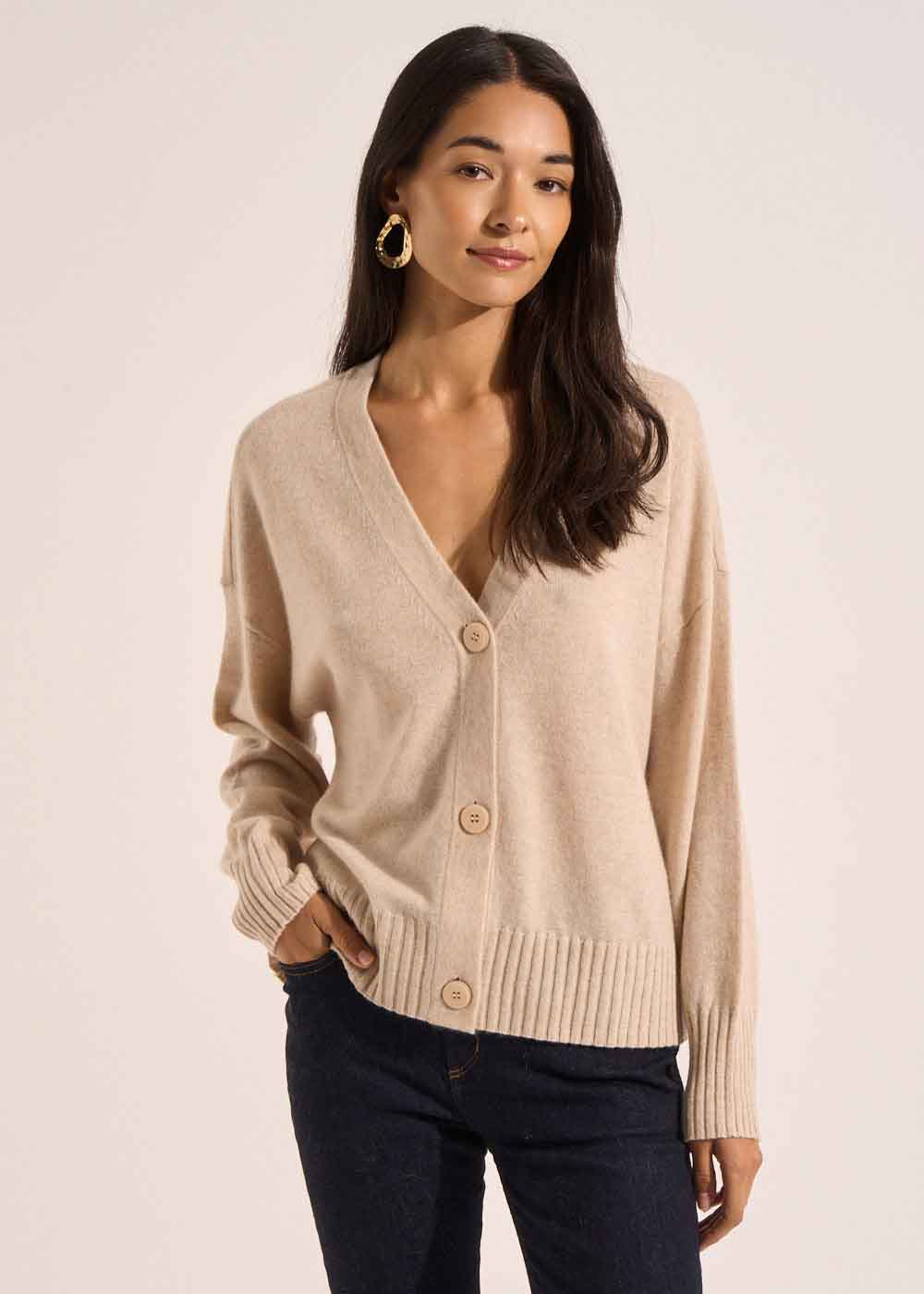 Loose-fitting cashmere V-neck cardigan - Sud Express - 1 - Sud Express
