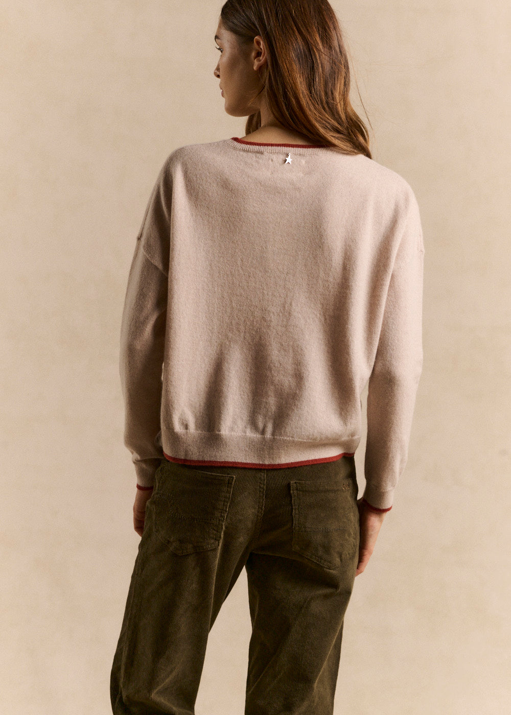 Boat neck cashmere sweater, boxy fit - Sud Express - 3 - Sud Express