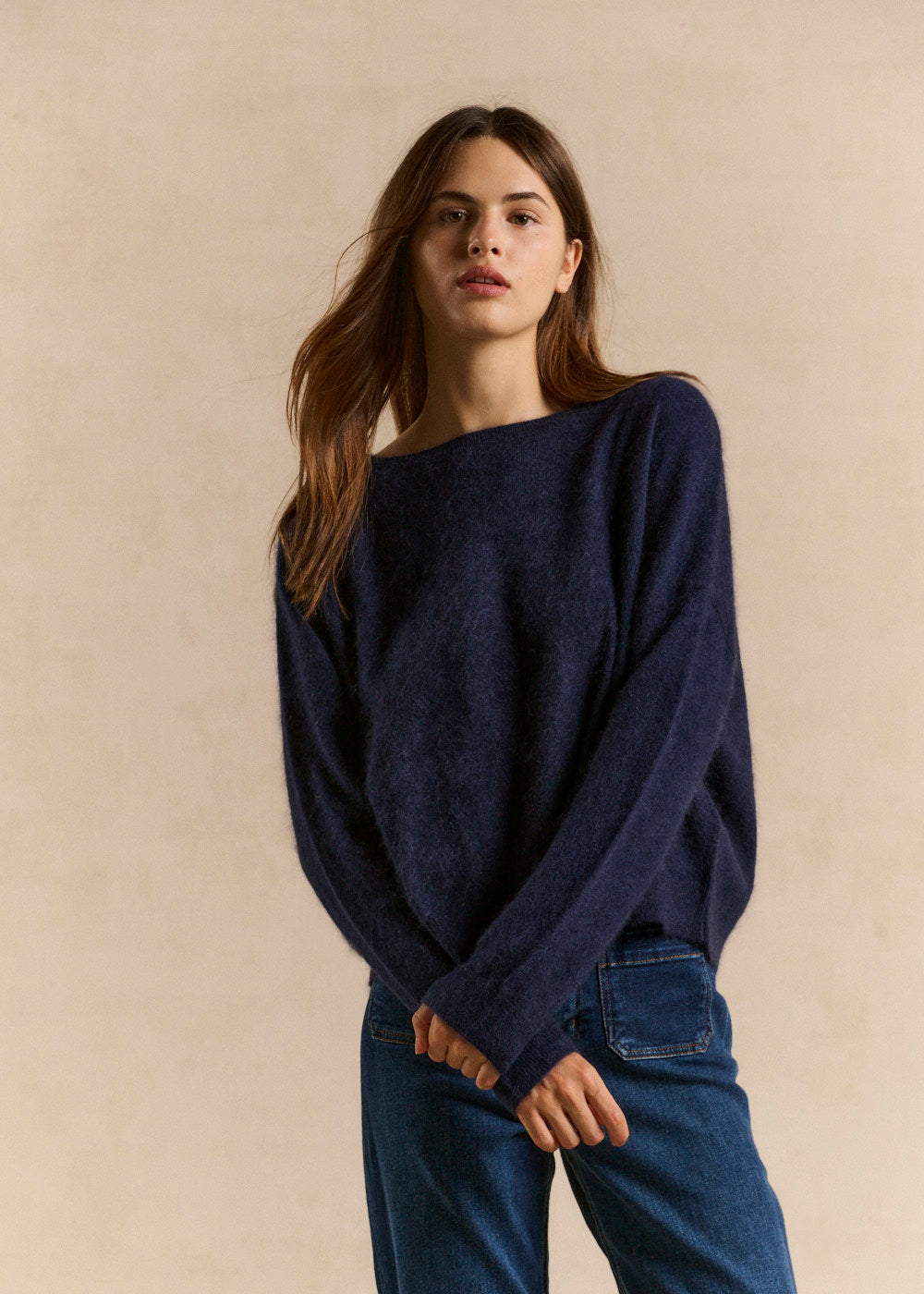 Boat neck sweater in brushed wool and cashmere - Sud Express - 5 - Sud Express